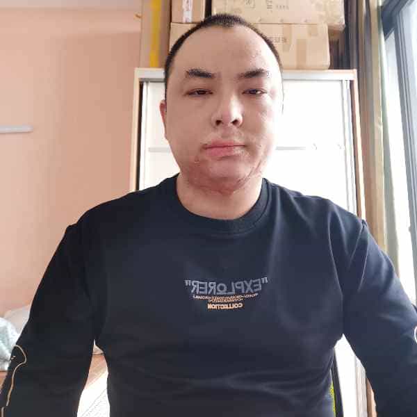 33岁岁四川单身帅哥 - 果洛吉缘网
