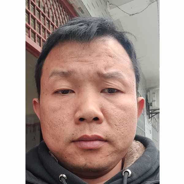 37岁岁陕西单身帅哥 - 果洛吉缘网
