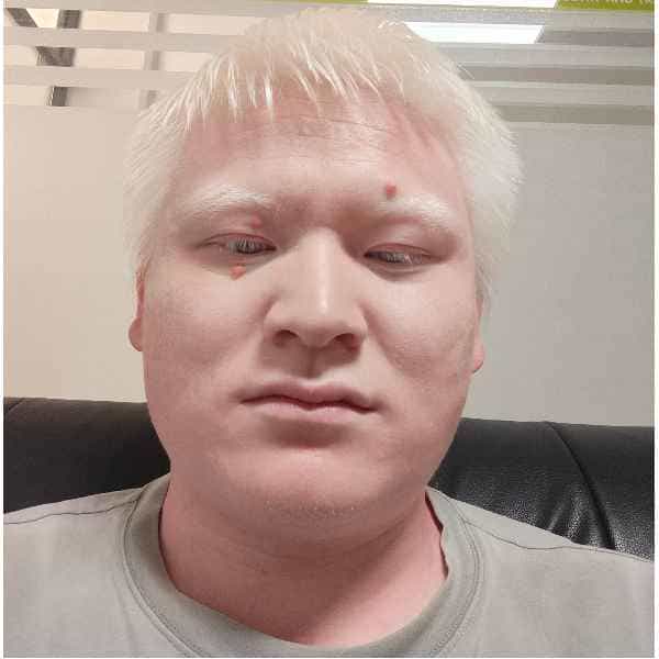 30岁岁安徽单身帅哥 - 果洛吉缘网