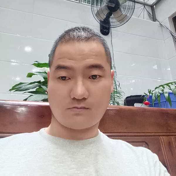 37岁岁福建单身帅哥 - 果洛吉缘网