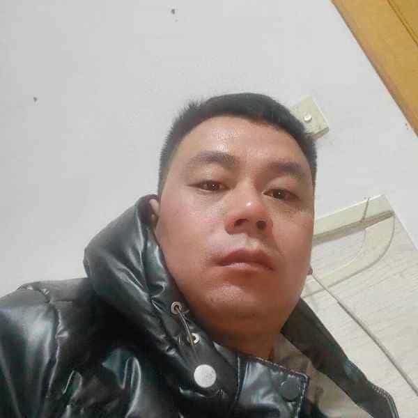 35岁岁河北单身帅哥 - 果洛吉缘网