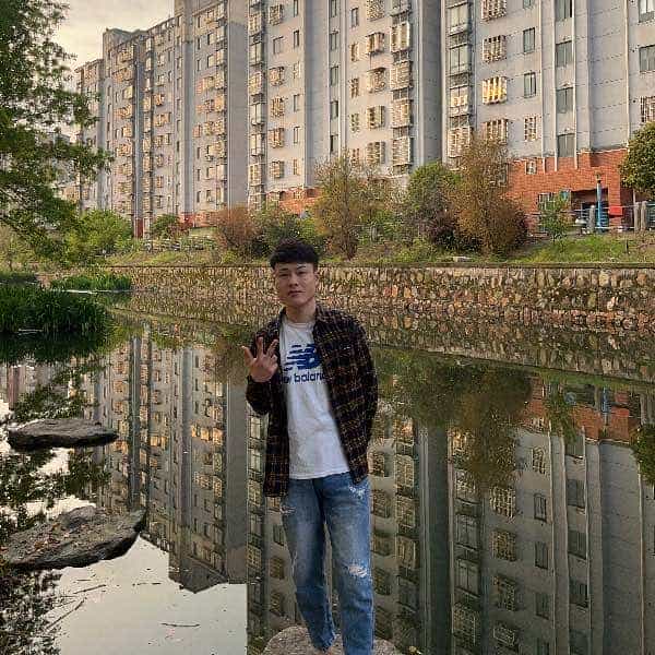 24岁岁河南单身帅哥 - 果洛吉缘网