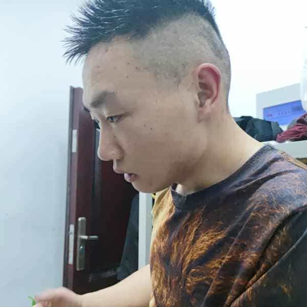 29岁岁四川单身帅哥 - 果洛吉缘网