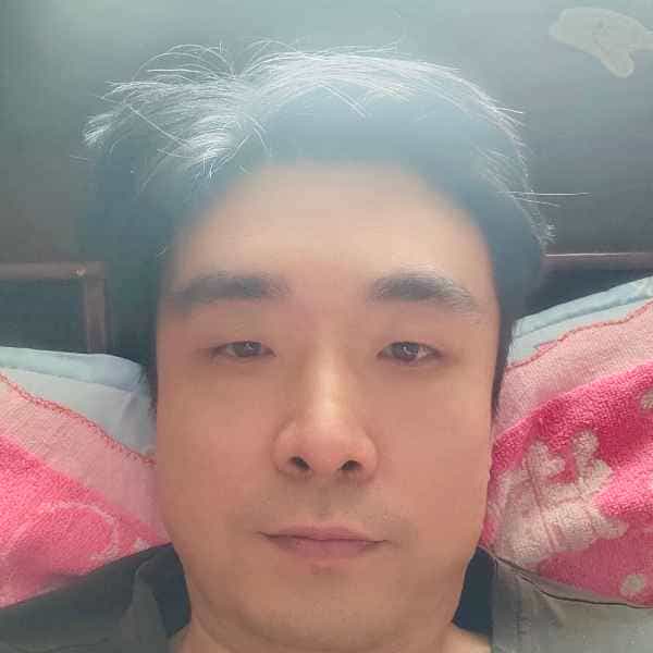 43岁岁河南单身帅哥 - 果洛吉缘网