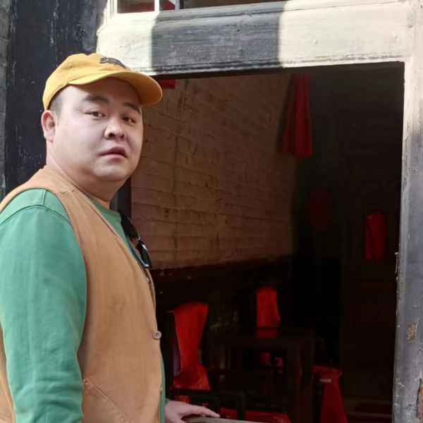35岁岁陕西单身帅哥 - 果洛吉缘网