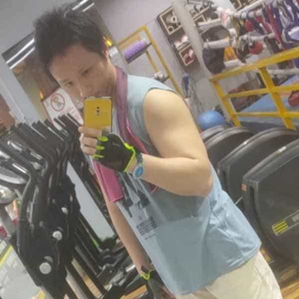 37岁岁广东单身帅哥 - 果洛吉缘网