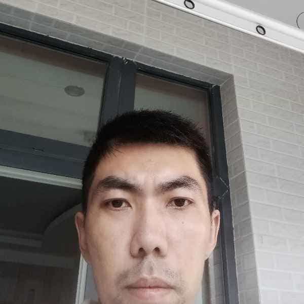 39岁岁江苏单身帅哥 - 果洛吉缘网
