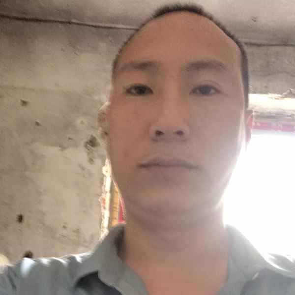 40岁岁重庆单身帅哥 - 果洛吉缘网