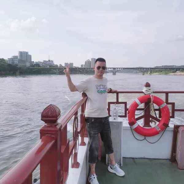 29岁岁四川单身帅哥 - 果洛吉缘网