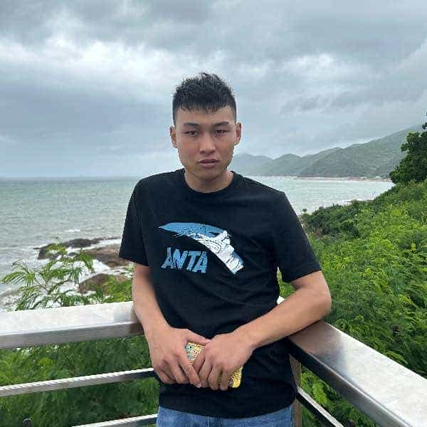 28岁岁山东单身帅哥 - 果洛吉缘网