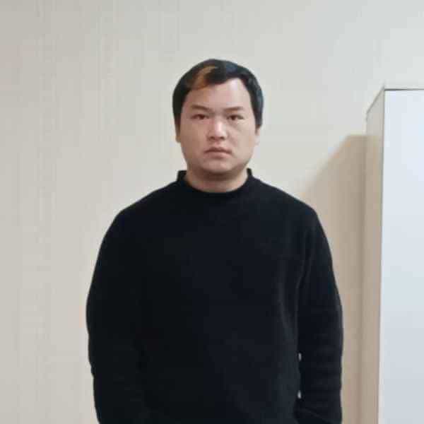 33岁岁四川单身帅哥 - 果洛吉缘网