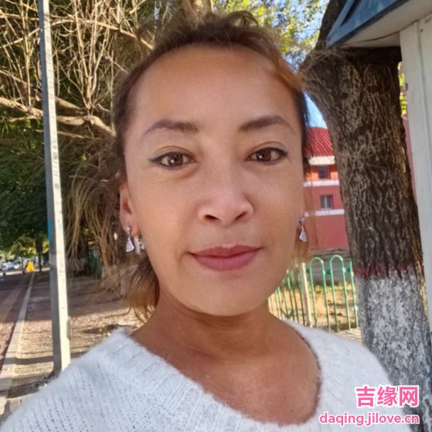 51岁岁黑龙江单身美女 - 果洛吉缘网