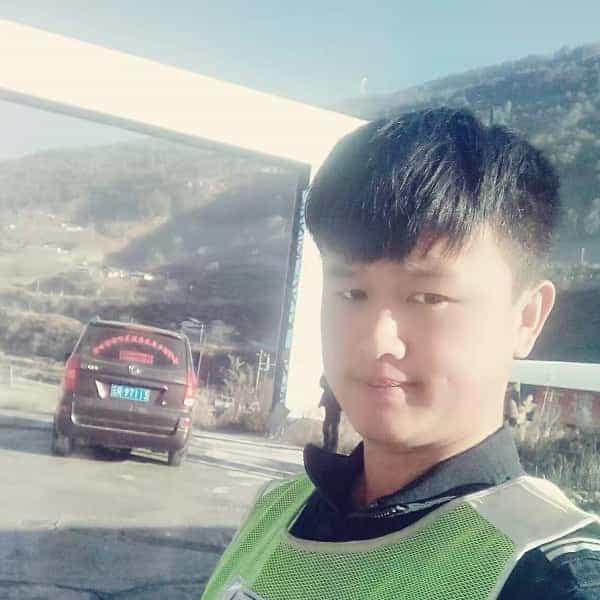 29岁岁云南单身帅哥 - 果洛吉缘网