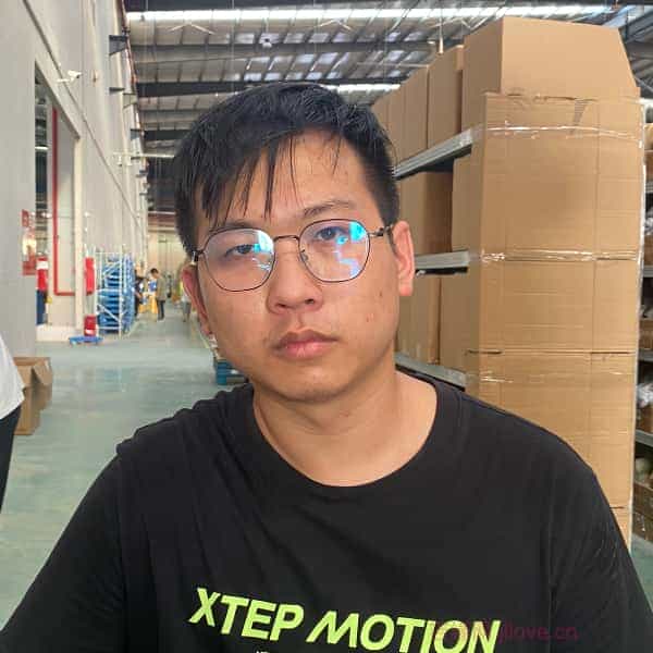 30岁岁广东单身帅哥 - 果洛吉缘网